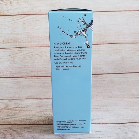 NIB 3.4 fl oz Dead Sea Essentials Dead Sea Water Handcream - Picture 3 of 4